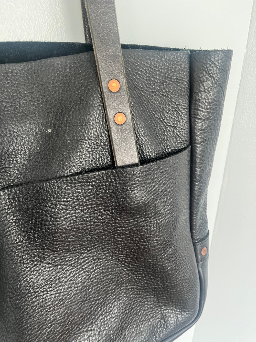 KMM & CO Black Leather Tote with Copper Stud Details - Picture 8 of 13